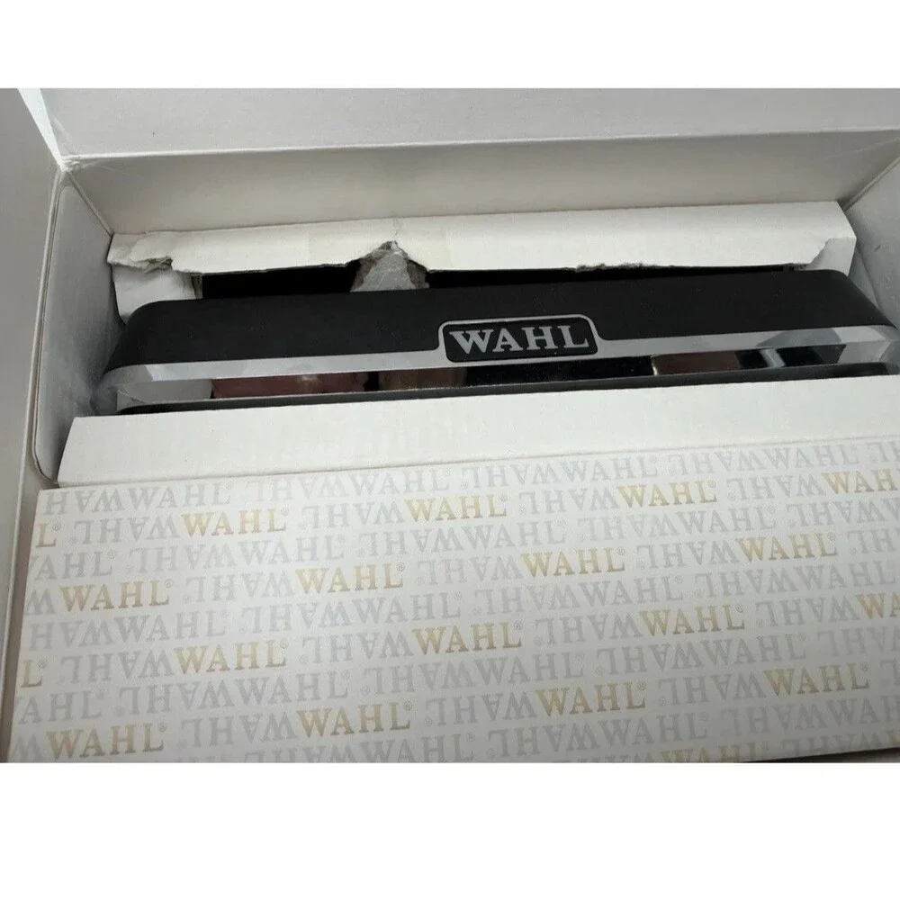 Wahl Professional Power Charging Station Professional Barbers & Stylists 3023291